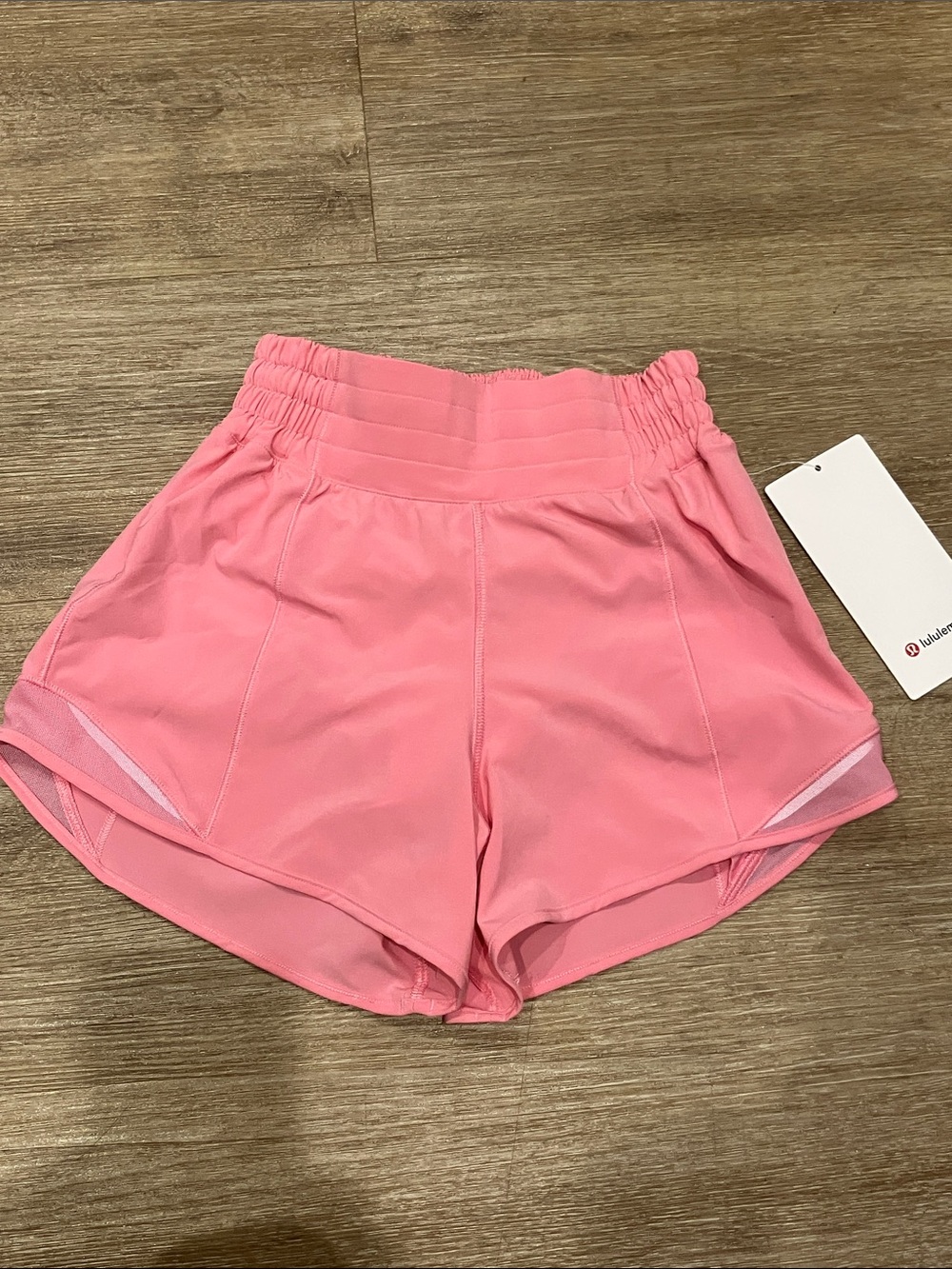 lululemon Hotty Hot High-Rise Lined Short 4" size 0